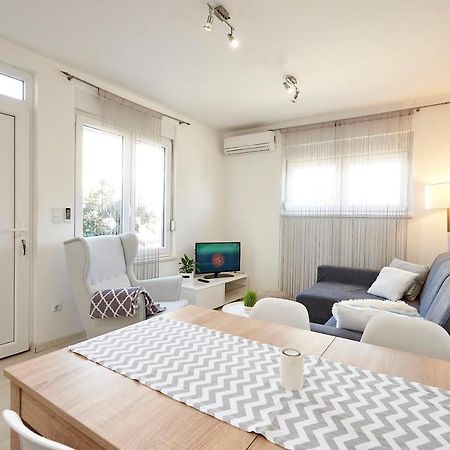 Apartmani Sara I Klara Trogir Zewnętrze zdjęcie