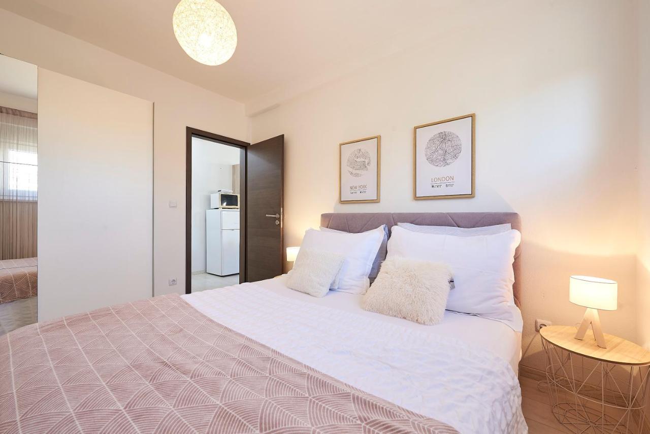 Apartmani Sara I Klara Trogir Zewnętrze zdjęcie