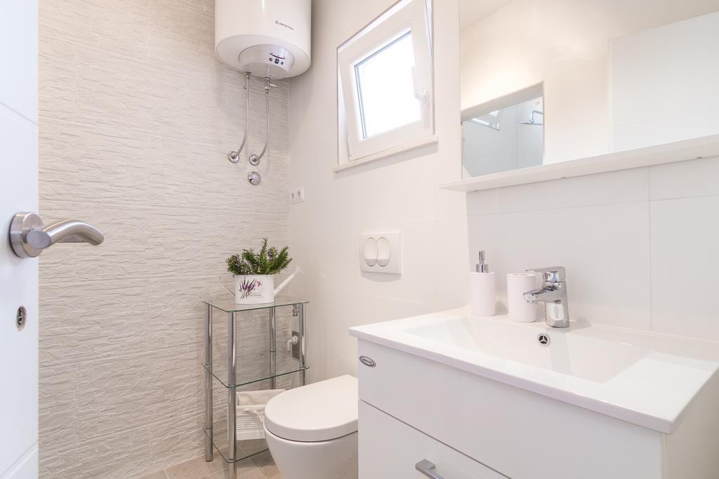 Apartmani Sara I Klara Trogir Zewnętrze zdjęcie