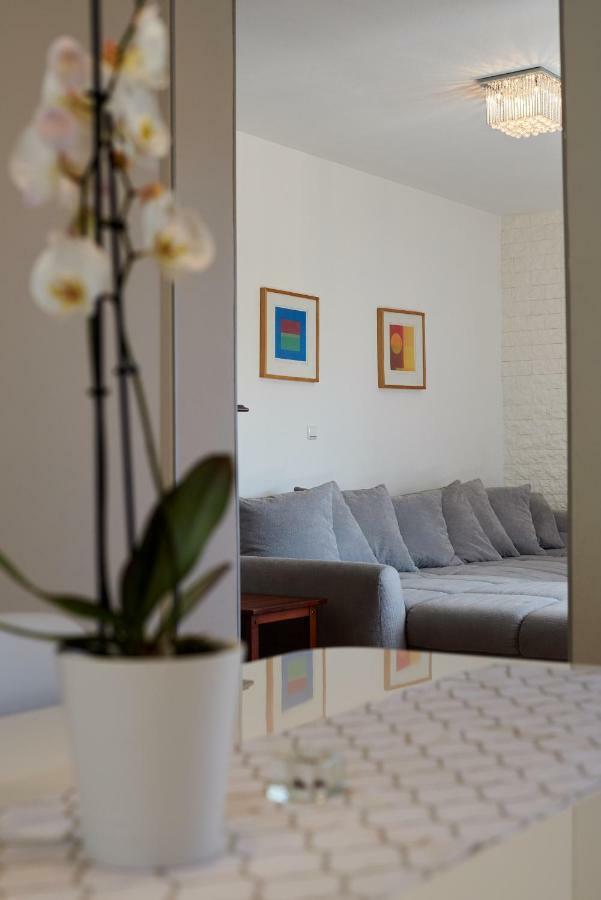 Apartmani Sara I Klara Trogir Zewnętrze zdjęcie